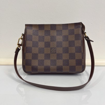 美品 LOUIS VUITTON EBENE TROUSSE PORCH Louis Vuitton Damier Ebene Trousse Pochette Brown